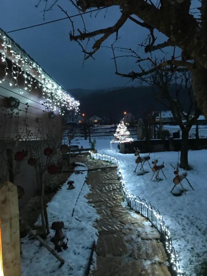 Chalet Colline Et Lou 万泽费勒当 外观 照片